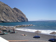 La spiaggia nera di Perissa, Santorini
