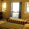 Studios Oceanis Bay (Kamari-Santorini)